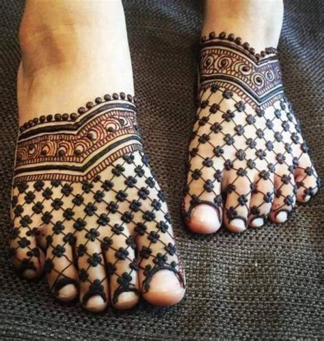 Mehandi Design For Leg